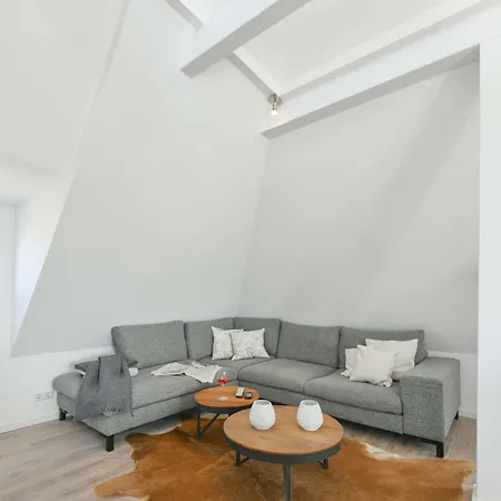 Alte Feuerwache 10 *