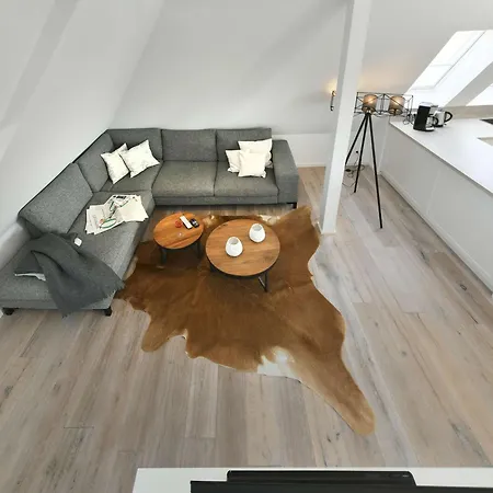 Alte Feuerwache 10 *